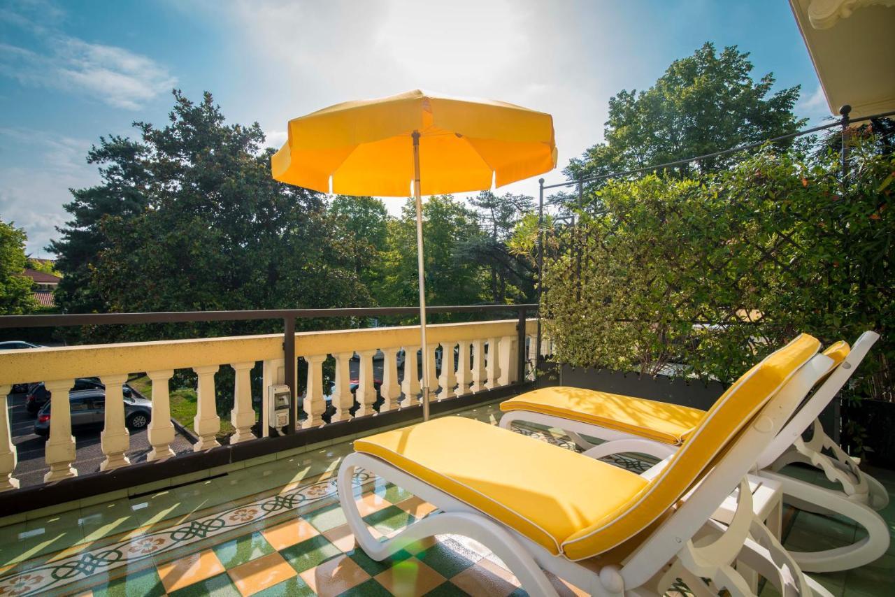 Terme Preistoriche Resort & Spa Монтегрото Терме Екстериор снимка